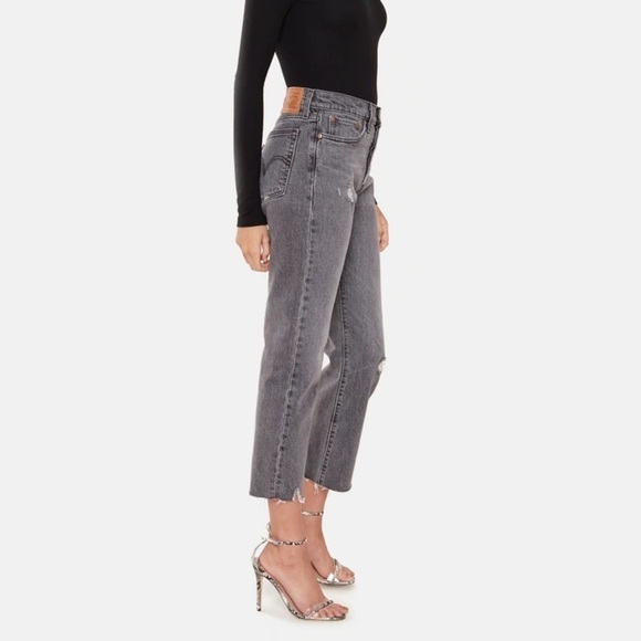 Levi’s Wedgie Straight Jeans - Picture 4 of 15